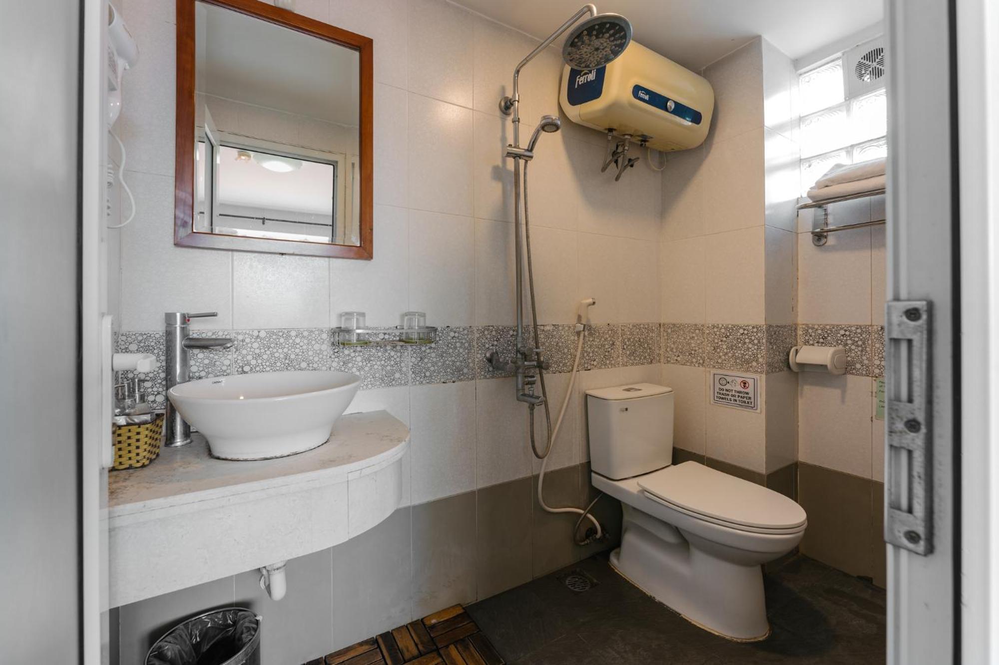 Cheers Hostel Hanoi Dış mekan fotoğraf