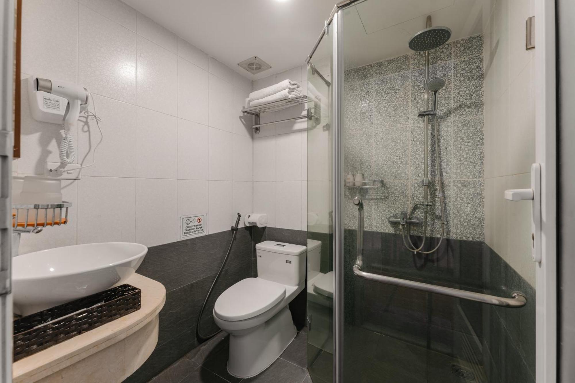 Cheers Hostel Hanoi Dış mekan fotoğraf